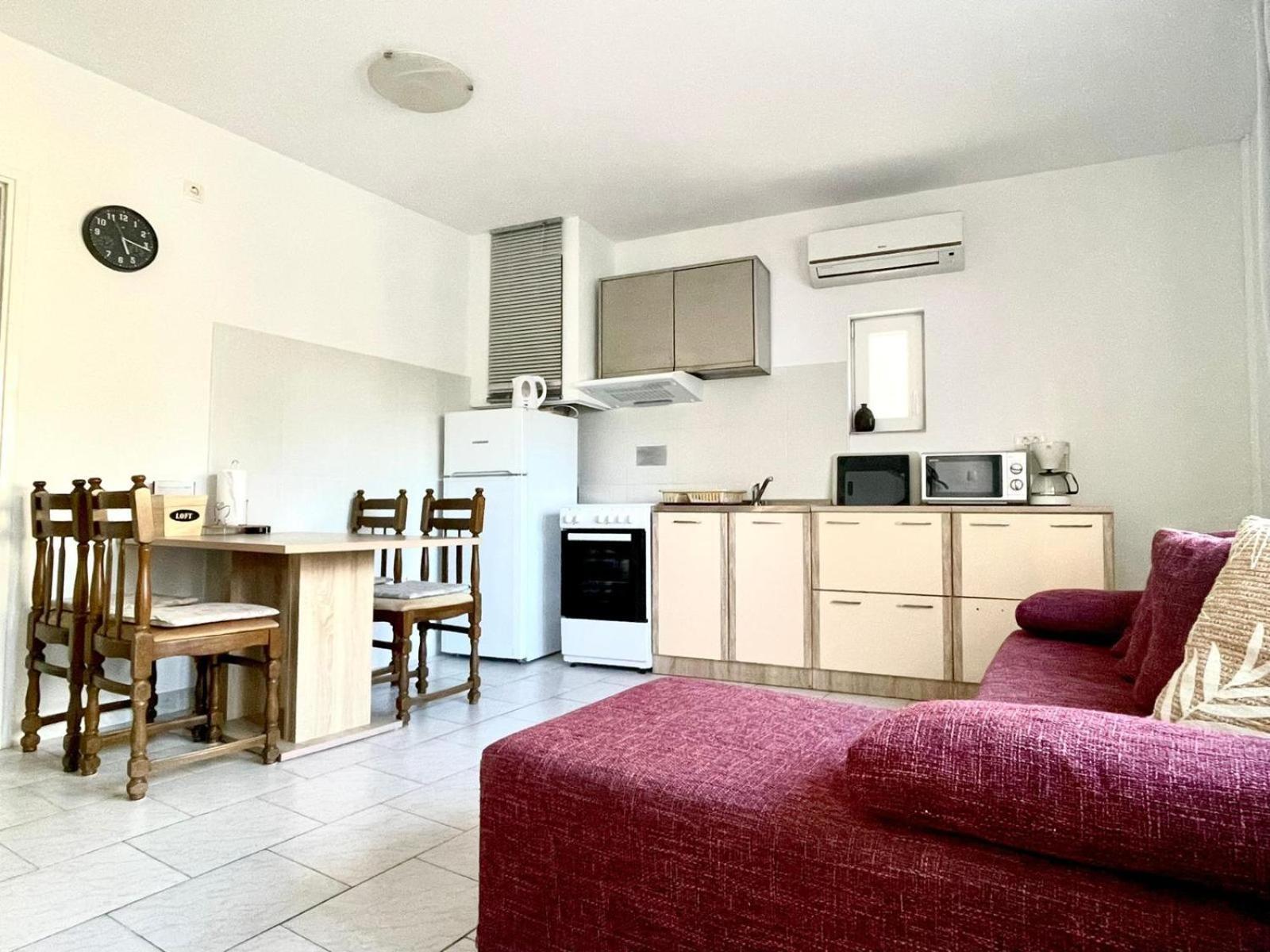Apartmani Mauro Sa Terasom Цриквениця Екстер'єр фото